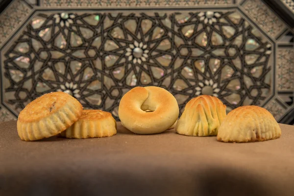 Árabe tradicional - Maamoul com data & enchimento pistache — Fotografia de Stock