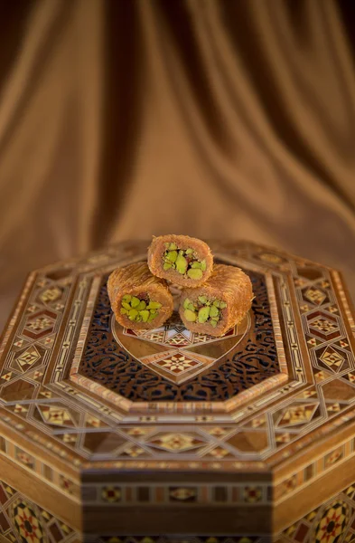 アラビアの伝統的な Baqlawa デザート — ストック写真