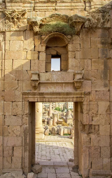 Jerash La ciudad romana - Puerta — Foto de Stock