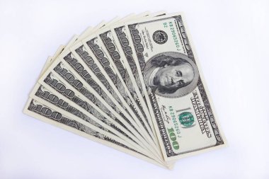 Masaya bir tomar dolar yakın plan, yüz dolar Washington, bin dolar - doku, arka plan