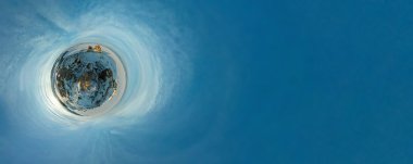 Rock Shamanka şafak. Olkhon, Baykal Gölü