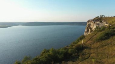 Ulusal Park 'taki Bakota Körfezi Podilski Tovtry günbatımı hava manzaralı