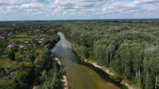 Красивый речной пейзаж Украины с воздуха — стоковое видео