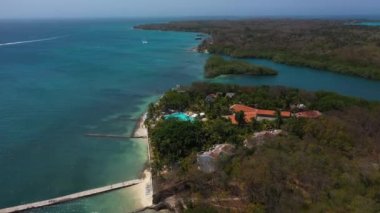 Isla Grande Rosario Takımadaları tatil köyleri, Kolombiya hava manzaralı.