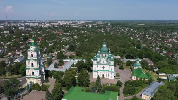 Trinity kloster i Tjernigov på sommaren Ukraina antenn utsikt. — Stockvideo