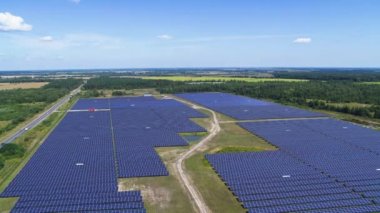 Santral yenilenebilir güneş enerjisi ile güneş hava görünümünü kullanma