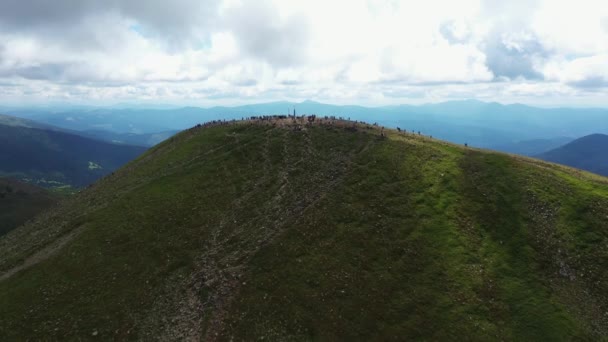 Вершина гори Говерла. — стокове відео