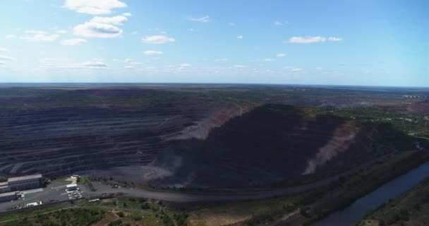 Open Pit Iron Ore Quarry Panoramic Industrial City Landscape Aerial View — Stock Video