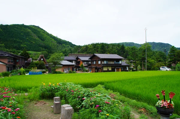 Pueblo histórico de Shirakawa-go, prefectura de Gifu, Japón — Foto de Stock