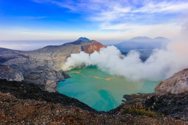 Kawah Ijen'de volkan Sunrise