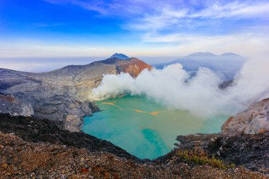 Kawah Ijen'de volkan Sunrise