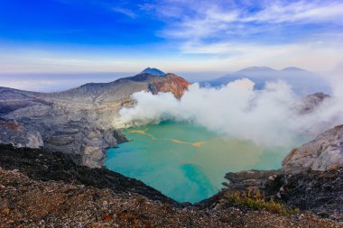Kawah Ijen'de volkan Sunrise