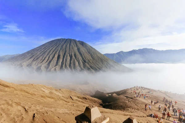 Montagna Batok e dune di sabbia — Foto Stock