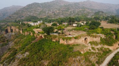 Soan Nehri yakınlarındaki Pharwala Kalesi 'nin tarihi kalıntıları.