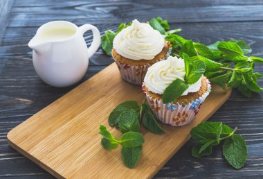 Ev yapımı tatlı nane kek krem