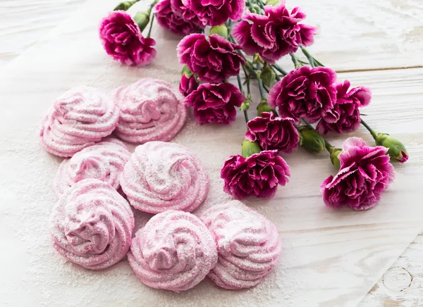 Ev yapımı krema tatlısı