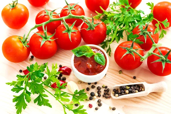 Ketchup. Tomatsalsa sås — Stockfoto