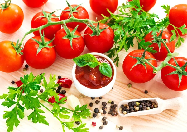 Ketchup. Tomatsalsa sås — Stockfoto