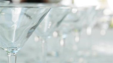 Restoranda boş bardaklar