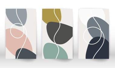 Bir dizi geometrik şekil. El yapımı suluboya efekt tasarım elementleri. Modern sanat baskısı. Karalama şekilli çağdaş tasarım.