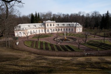 Fantastik Petergof bahar