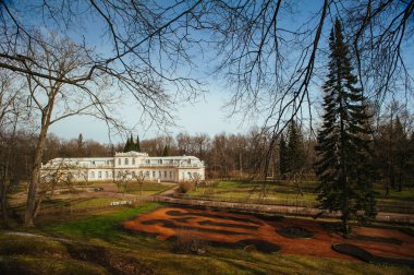 Fantastik Petergof bahar