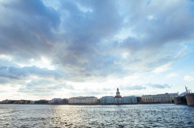 Fantastik Petergof bahar