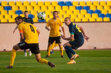 KHARKIV, UKRAINE - 9 Ekim 2020: Ruslan Fomin profesyonel lig FC Energia maçında FC Metal 'in forveti