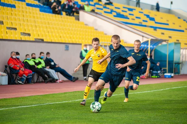KHARKIV, UKRAINE - 9 Ekim 2020: Profesyonel Lig FC Metal FC Energia 'ya karşı futbol maçı