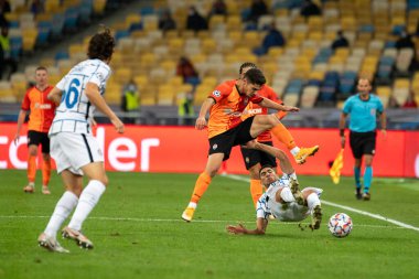 KYIV, UKRAINE - 27 Ekim 2020 UEFA Şampiyonlar Ligi B Grubu FC Shakhtar ve Internazionale maçında Manor Solomon