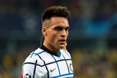 KYIV, UKRAINE - 27 Ekim 2020: Lautaro Martinez UEFA Şampiyonlar Ligi B Grubunun FC Shakhtar ve Internazionale maçında