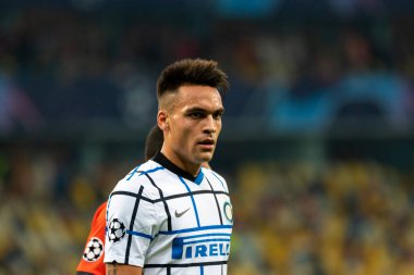 KYIV, UKRAINE - 27 Ekim 2020: Lautaro Martinez UEFA Şampiyonlar Ligi B Grubunun FC Shakhtar ve Internazionale maçında