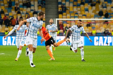 KYIV, UKRAINE - 27 Ekim 2020: Arturo Vidal UEFA Şampiyonlar Ligi B Grubunun FC Shakhtar ve Internazionale maçında