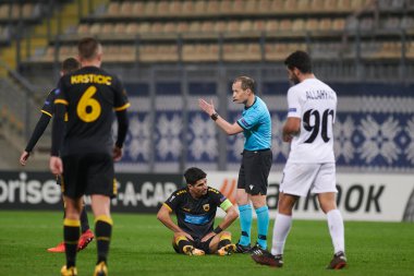 KYIV, UKRAINE - 4 Kasım 2020: FC ZORYA LUHANSK ve FC AEK ATHENS arasındaki UEFA Avrupa Ligi maçı