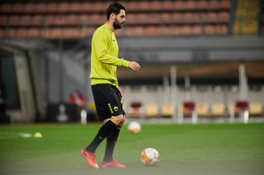 KYIV, UKRAINE - 4 Kasım 2020 Yevhen Shakhov. FC ZORYA LUHANSK ve FC AEK ATHENS arasında oynanan UEFA Avrupa Ligi futbol karşılaşması