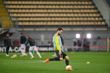 KYIV, UKRAINE - 4 Kasım 2020 Yevhen Shakhov. FC ZORYA LUHANSK ve FC AEK ATHENS arasında oynanan UEFA Avrupa Ligi futbol karşılaşması