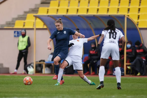 Kharkiv Ukraine 11月11日 女子足球比赛Zhitlobud 2对Voshod 有禁赛运动 公众活动是允许的 Cv大流行期间的欧洲足球比赛 — 图库照片