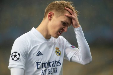 KYIV, UKRAINE 1 Aralık 2020, Martin Edegaard. UEFA Şampiyonlar Ligi B Grubunun futbol maçı FC Shakhtar Donetsk - Real Madrid FC 