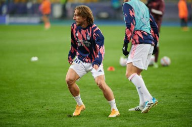 KYIV, UKRAINE - 1 Aralık 2020: Luka Modric. UEFA Şampiyonlar Ligi B Grubunun futbol maçı FC Shakhtar Donetsk - Real Madrid FC 