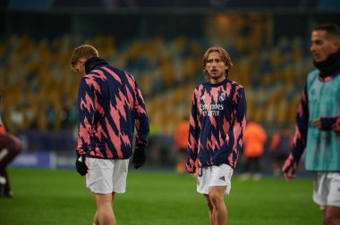 KYIV, UKRAINE - 1 Aralık 2020: Luka Modric. UEFA Şampiyonlar Ligi B Grubunun futbol maçı FC Shakhtar Donetsk - Real Madrid FC 