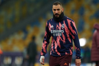 KYIV, UKRAINE 1 Aralık 2020: Karim Benzema. UEFA Şampiyonlar Ligi B Grubunun futbol maçı FC Shakhtar Donetsk - Real Madrid FC 