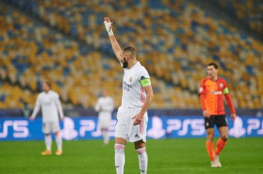 KYIV, UKRAINE 1 Aralık 2020: Karim Benzema. UEFA Şampiyonlar Ligi B Grubunun futbol maçı FC Shakhtar Donetsk - Real Madrid FC 