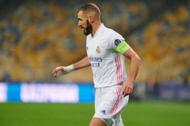 KYIV, UKRAINE 1 Aralık 2020: Karim Benzema. UEFA Şampiyonlar Ligi B Grubunun futbol maçı FC Shakhtar Donetsk - Real Madrid FC 