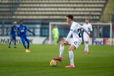 ZAPORIZHZHIA, UKRAINE - 03 Aralık 2020: Dmytro Ivanisenia. UEFA Avrupa Ligi G Grubu FC Zorya Luhansk ile Leicester City FC takımının futbol maçı.