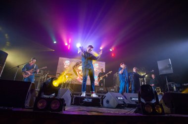 Kharkiv, Ukrayna - 4 Nisan 2019: Rock yıldızı Sergey Mikhalok ve Lyapis 98