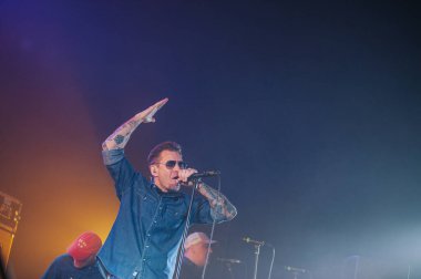 Kharkiv, Ukrayna - 4 Nisan 2019: Rock yıldızı Sergey Mikhalok ve Lyapis 98