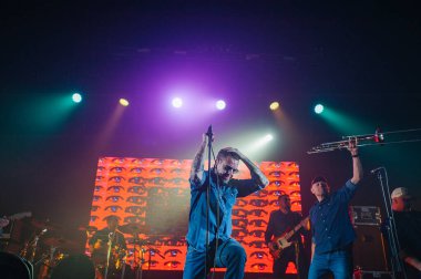 Kharkiv, Ukrayna - 4 Nisan 2019: Rock yıldızı Sergey Mikhalok ve Lyapis 98