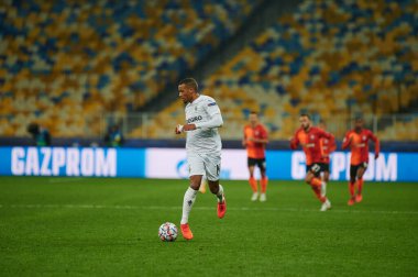 KYIV, UKRAINE - NOVEMBER 3, 2020: UEFA Şampiyonlar Ligi B Grubu FC Shakhtar - Borussia Monchengladbac maçında Alassane Plea