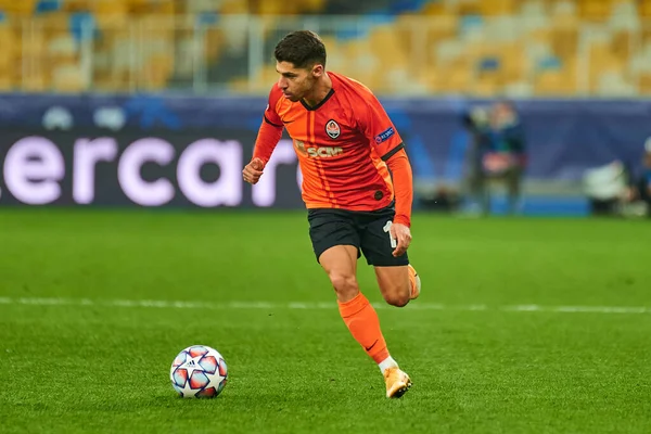 KYIV, UKRAINE - 3 Kasım 2020 UEFA Şampiyonlar Ligi B Grubu FC Shakhtar-Borussia Monchengladbac futbol karşılaşmasında Süleyman Malikânesi
