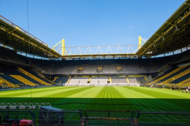 DORTMUND, ALMANY - 12 AĞUSTOS 2020 İduna Park Sinyali. Borussia Dortmund futbol stadyumu